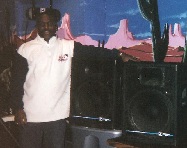 joedy smith with speakers